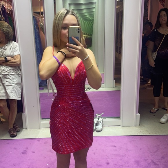 henris homecoming, red iridescent dress